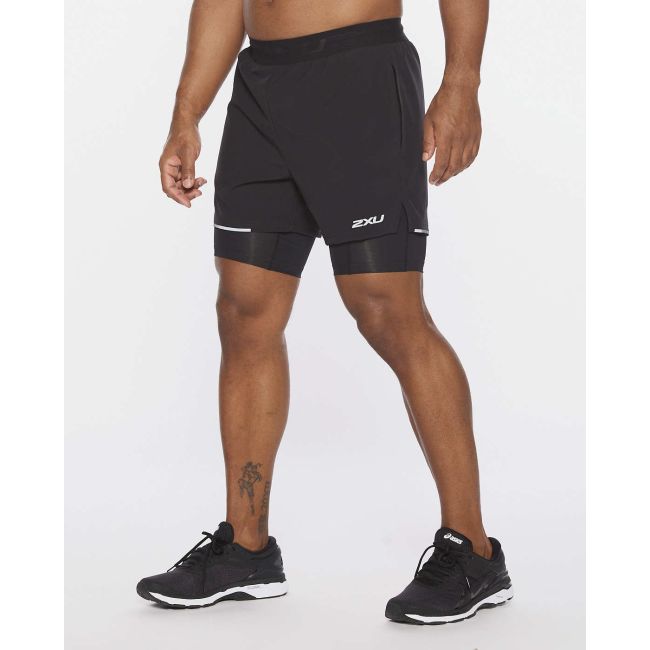 2XU - Pantaloni scurti de alergare pentru barbati 2-in-1 XVENT 5 inch - negru argintiu reflexiv