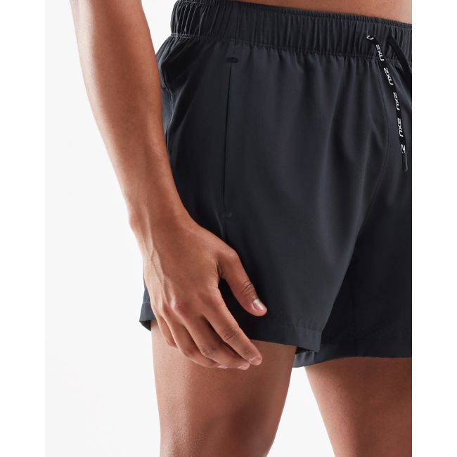 2XU - Pantaloni scurti de alergare pentru barbati XCTRL 5 Inch - negru