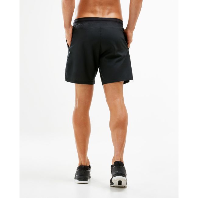 2XU - Pantaloni scurti de alergare pentru barbati XCTRL 7 Inch Woven Short - negru