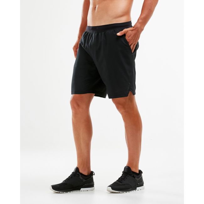 2XU - Pantaloni scurti de alergare pentru barbati XCTRL 9 Inch Woven Short - negru