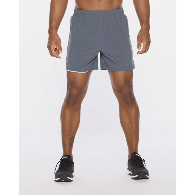 2XU - Pantaloni scurti de alergare pentru barbati XVENT 5" - gri Turbulence argintiu reflexiv