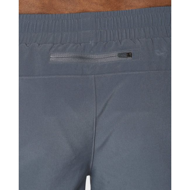 2XU - Pantaloni scurti de alergare pentru barbati XVENT 5" - gri Turbulence argintiu reflexiv