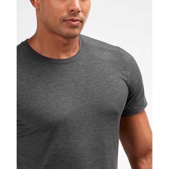 2XU - tricou alergare cu maneca scurta barbati HEAT Short Sleeve - gri inchis
