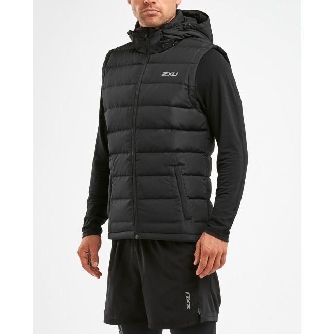 2XU - vesta vreme rece barbati CLASSIX Insulation Vest III - negru