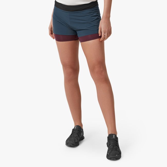 On Running pantaloni scurti pentru femei - blumarin mov Mulberry