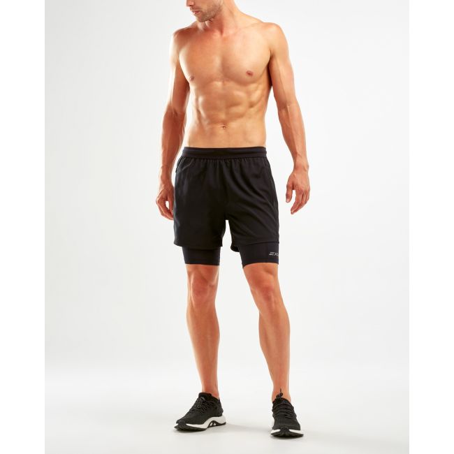 2XU - Pantaloni scurti de alergare pentru barbati XVENT 5" 2 in 1 Compression Short - negri argintiu reflectorizant