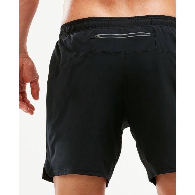 2XU - Pantaloni scurti de alergare pentru barbati XVENT 7" Short- negri cu elemente reflectorizante