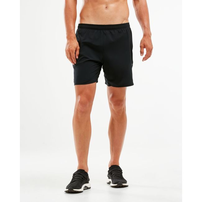 2XU - Pantaloni scurti de alergare pentru barbati XVENT 7" Short- negri cu elemente reflectorizante