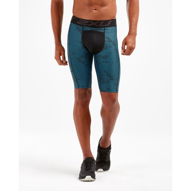 2XU - Pantaloni scurti de compresie pentru barbati Print Accelerate Compression Shorts - negru-verde