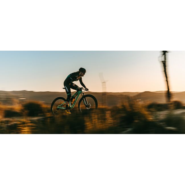 Orbea Oiz M30 - bicicleta MTB full suspension XC 29" - albastru-rosu