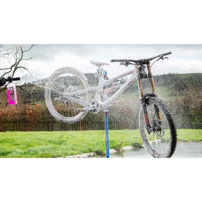 Muc-Off - Sistem de curatare cu presiune pentru biciclete si motociclete