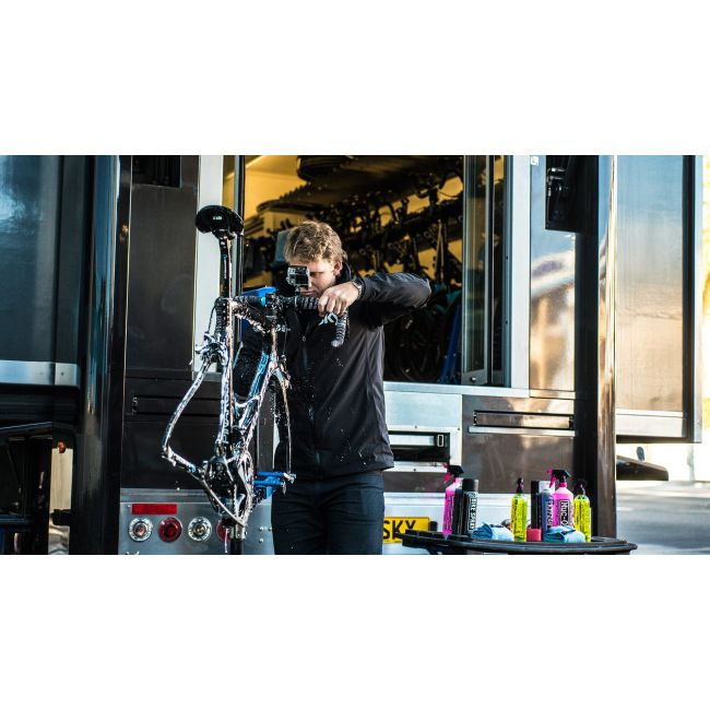 Muc-Off - perie pentru curatare - Detailing Brush