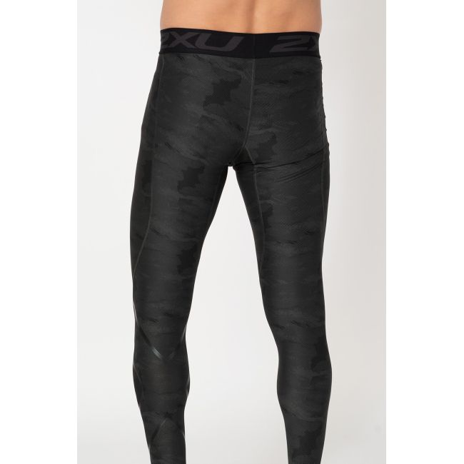 2XU colanti lungi compresie barbati Compression Accelerate Print - negru gri Ashphalt