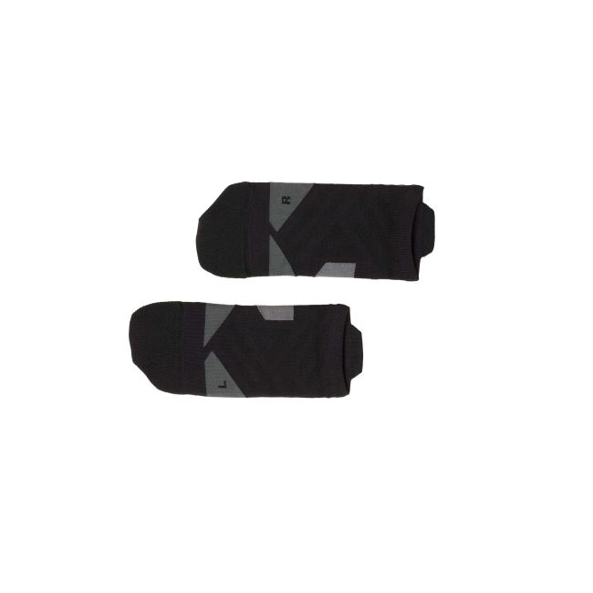 On Low W sosete-negru