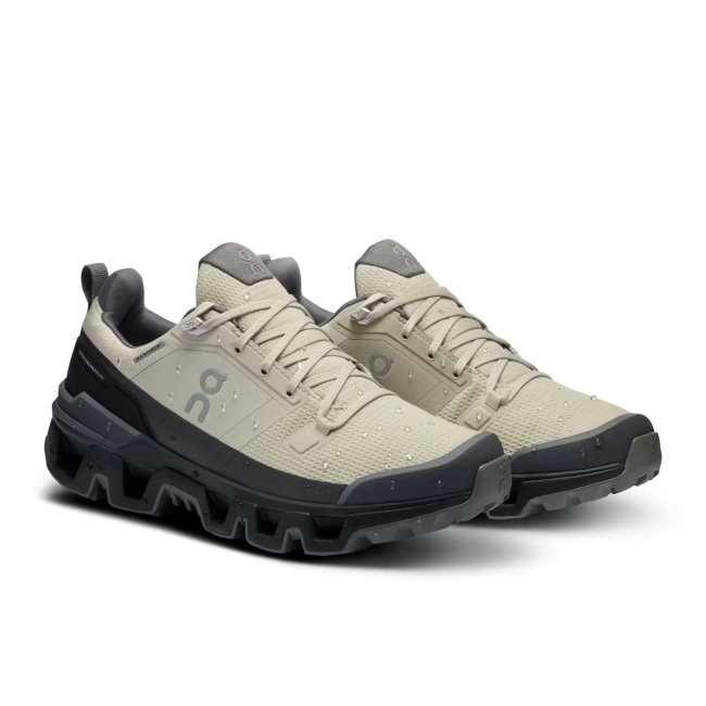 On Cloudwander Waterproof - pantofi sport pentru barbati - Negru bej Sand|Black
