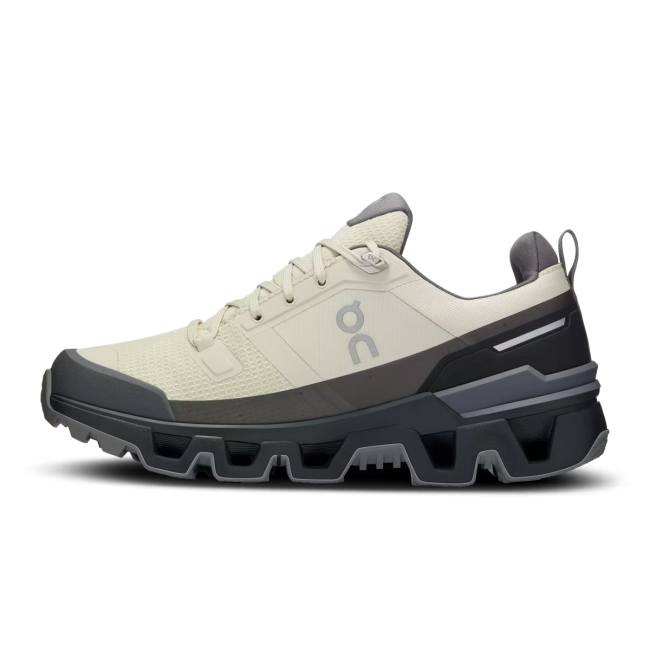 On Cloudwander Waterproof - pantofi sport pentru femei - Negru bej Sand | Black