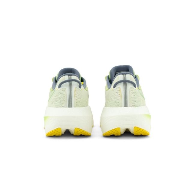 Saucony - pantofi alergare pentru femei - Triumph 21 - white | fern