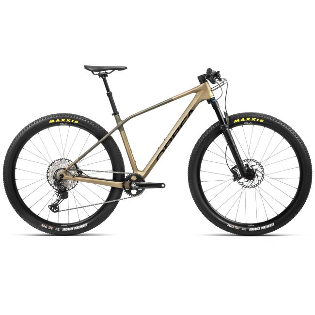 Bicicletă MTB XC hardtail Orbea ALMA M20 - Baobab Brown | Green Gold (Matt)