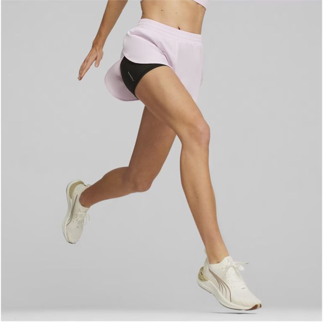 Puma - pantaloni scurti pentru femei Run Favourite Woven 2 in 1, 3 inch pants - negru mov deschis