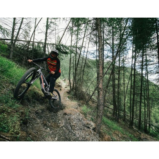 Santa Cruz Nomad 6 - bicicleta enduro MTB full suspension - Carbon C R-KIT MX - Gloss Gypsum