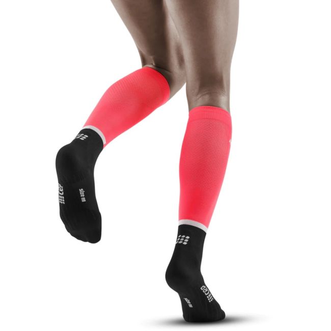CEP - Sosete de compresie gamba femei The Run Compression W Socks Tall - roz intens negru