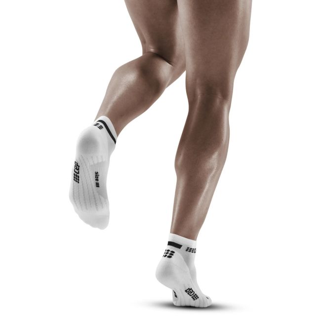CEP - sosete compresie scurte barbati The Run Socks Low Cut - alb negru