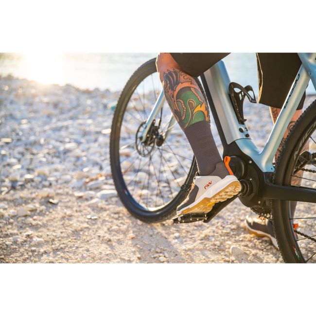 Northwave - pantofi ciclism MTB All Mountain Freeland - gri inchis maro deschis nisip