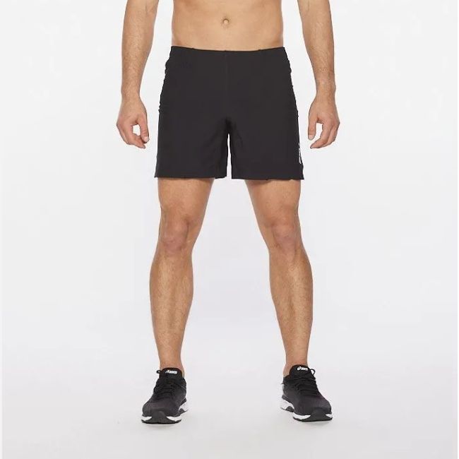 2XU - Pantaloni scurti de alergare pentru barbati Light Speed 7" Cover Shorts - negru reflectorizant