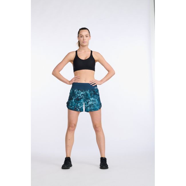 2XU - Pantaloni scurti de alergare pentru femei Aero 5 inch Shorts - albastru multicolor