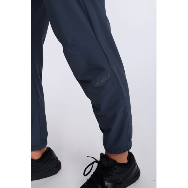 2XU - pantaloni lungi alergare - Light Speed Jogger - bleumarin