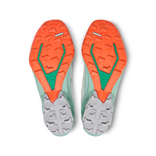 On Cloudventure Peak - pantofi alergare pentru femei - alb verde deschis portocaliu