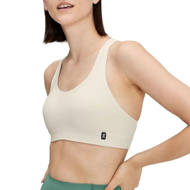 On Cloud - bustiera sport femei Active Bra - maro deschis perla alb