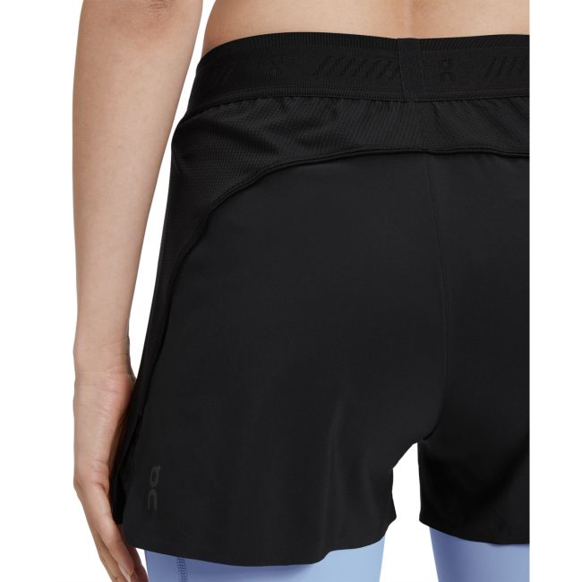 On Cloud - pantaloni scurti pentru femei Active Shorts - negru albastru deschis stratosfera
