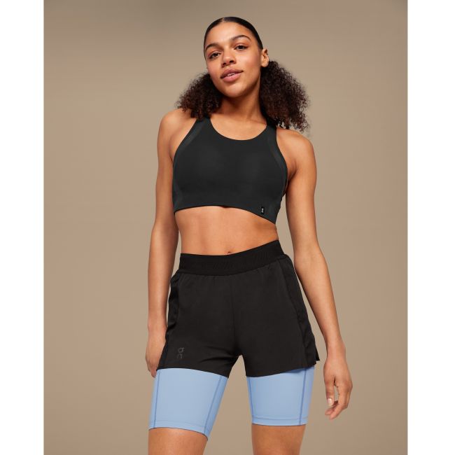 On Cloud - pantaloni scurti pentru femei Active Shorts - negru albastru deschis stratosfera