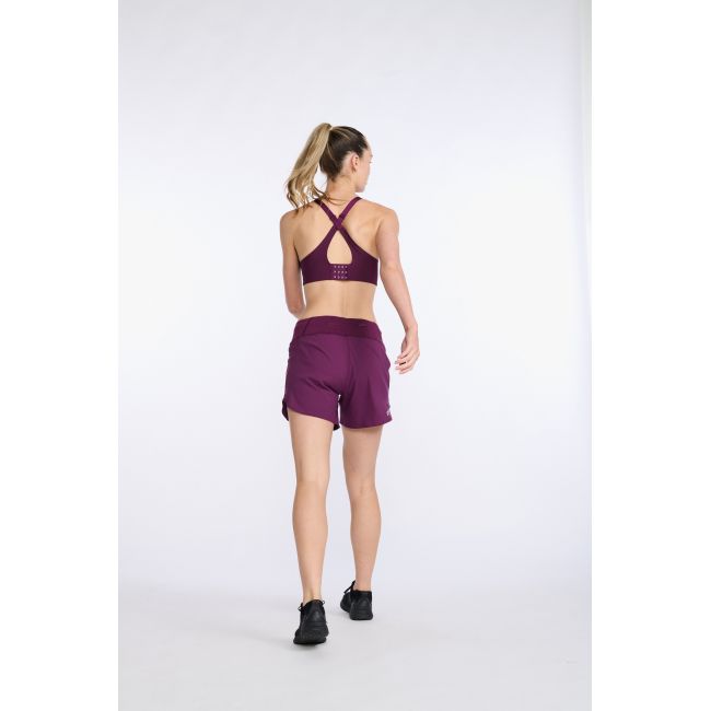 2XU - Pantaloni scurti de alergare pentru femei Aero 5 inch Shorts - visiniu mov sfecla argintiu reflectorizant