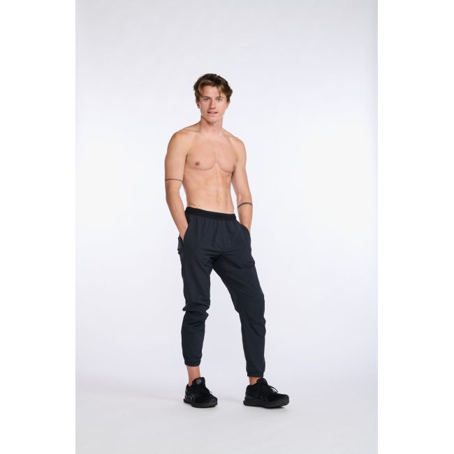 2XU - pantaloni lungi alergare - Light Speed Jogger - negru
