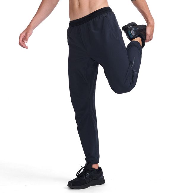 2XU - pantaloni lungi alergare - Light Speed Jogger - negru