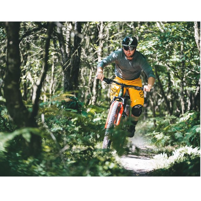Merida - bicicleta MTB 29" Big.Trail 200 - negru lucios