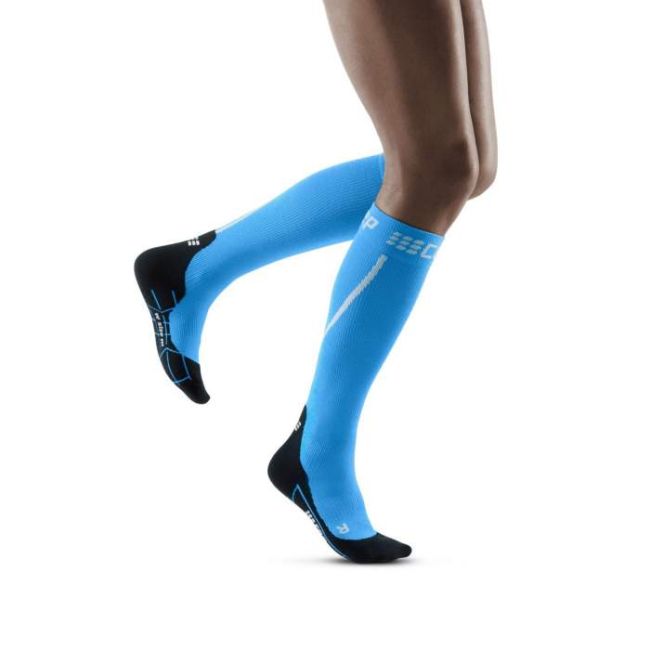 CEP - Sosete de compresie pentru femei alergare iarna Winter Run Socks - albastru electric negru