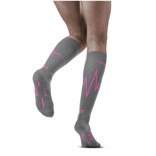 CEP - Sosete de compresie pentru femei Heartbeat Woman Tall comp  - gri roz vulcan flame