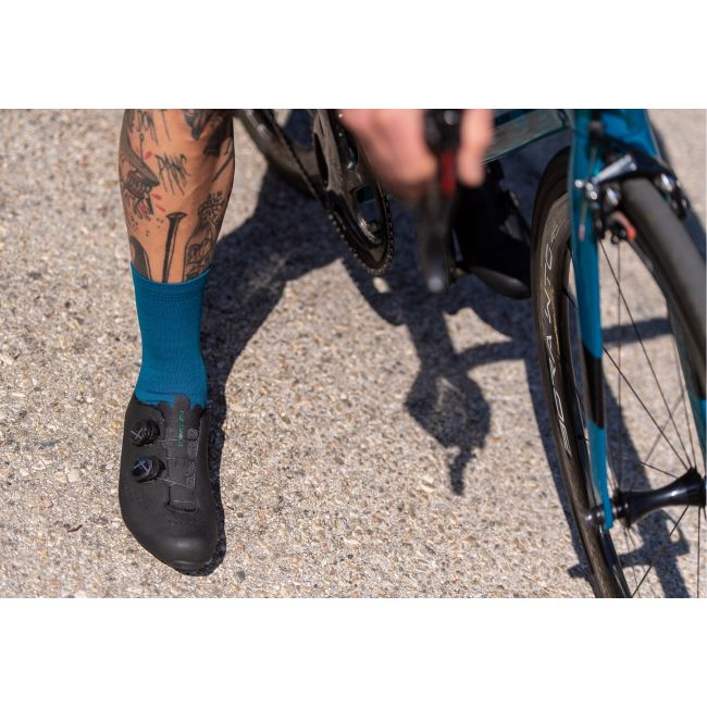 Northwave Revolution 3 - pantofi pentru ciclism sosea - negru logo albastru irizat