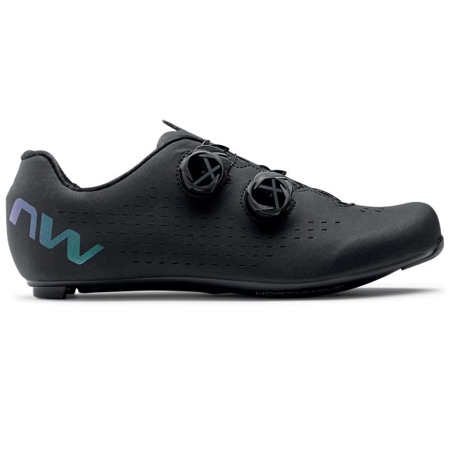 Northwave Revolution 3 - pantofi pentru ciclism sosea - negru logo albastru irizat