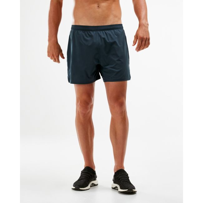 2XU - Pantaloni scurti de alergare pentru barbati XVENT 5" - albastru Outerspace reflexiv X