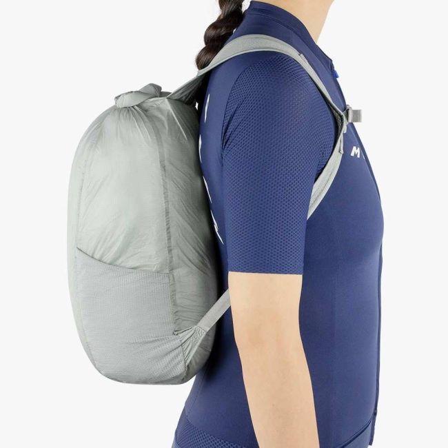 Apidura - Rucsac pliabil din material rezizstent apa Packable Backpack 13 litri - gri deschis