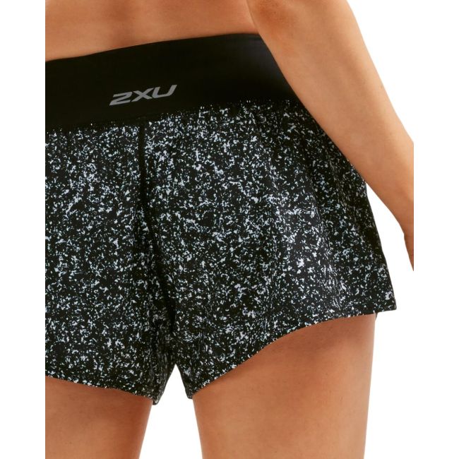 2XU - Pantaloni scurti de alergare pentru femei XVENT 3" Free Short - negru gri granit