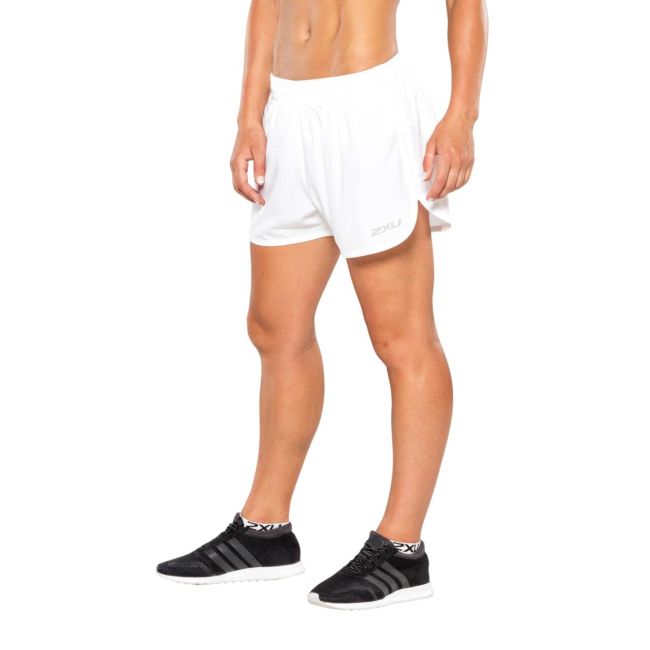 2XU - Pantaloni scurti de alergare pentru femei  SPRY 3" Shorts - alb
