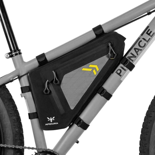 Apidura - geanta cadru bicicleta Backcountry2.0 Full Frame Pack 2.5 litri - negru gri galben