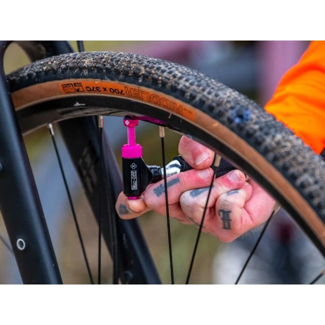 Muc-Off - pompa CO2 - Road Inflator Kit - 16g
