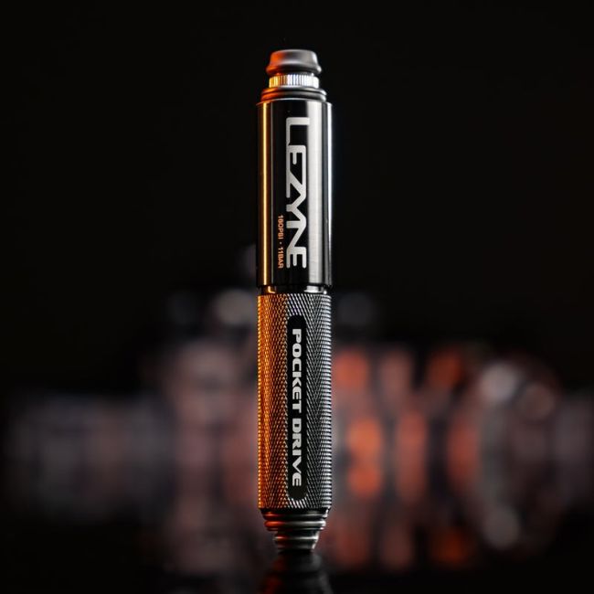 Lezyne - mini pompa - Hand Pump CNC Pocket Drive - 160 psi | 11 bar - gri