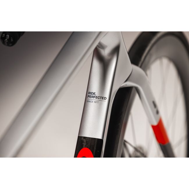 Bicicletă șosea Basso SV SRAM Red AXS - Rosso Vivo